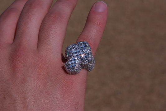Moissanite Fleur Cross Ring